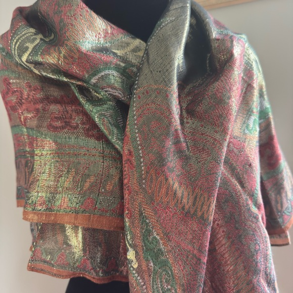 NEW Shimmery Multicolor Paisley Scarf 48X48 Absolutely Beautiful NEW. ELEGANT - Picture 9 of 11